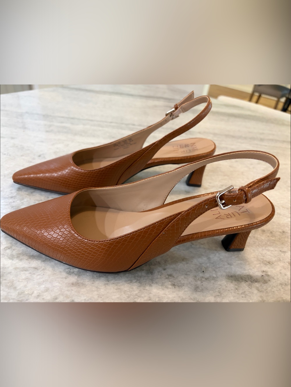 NWOT Naturalizer Slingback Pointed Heels in Cognac Brown